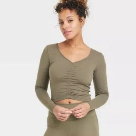 NEW All in Motion Flex Shirred Cropped Long Sleeve in Moss Green Size XL - Picture 1 of 8